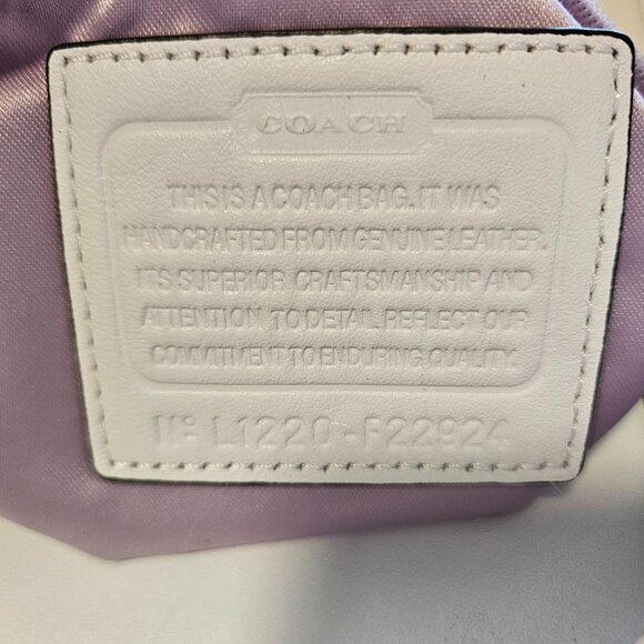 Coach Creme Large Satchel - Picture 8 of 16